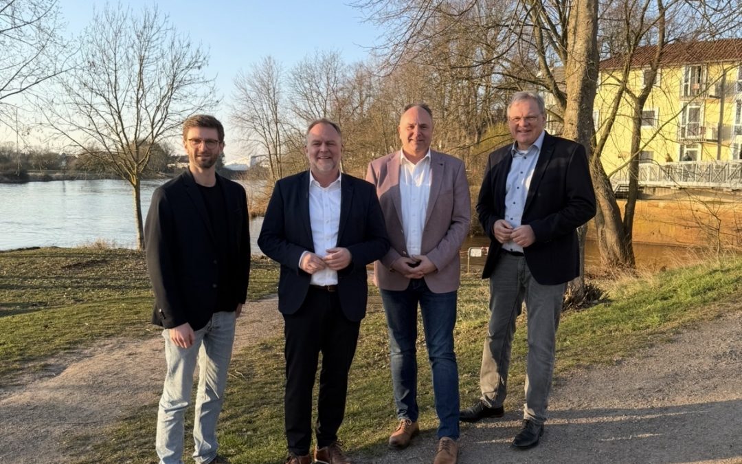 v. l. n. r. Joscha Bergman (Zukunftsregion Weserbergland+), Landrat Detlev Kohlmeier (LK Nienburg/Weser), Landrat Michael Schünemann (LK Holzminden), Landrat Dirk Adomat (LK Hameln-Pyrmont)